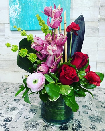 Tropical Tango Flower Arrangement