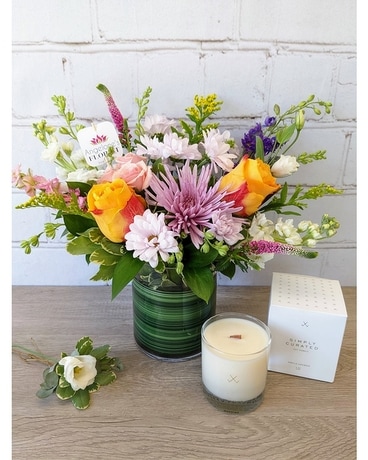 Happiness Is... + Simply Curated Candle Flower Arrangement