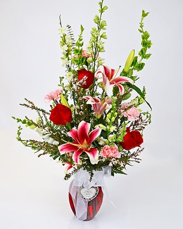 A Best Friend Lives in Your Heart Forever Flower Arrangement