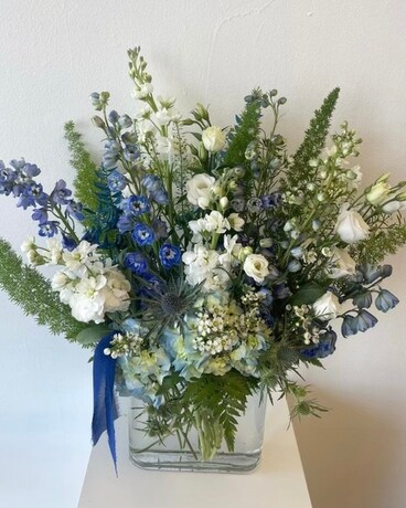 The Sapphire Deluxe Flower Arrangement
