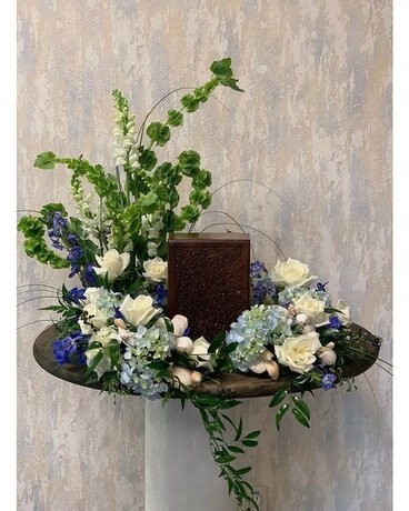 Luxurious Memories Flower Arrangement