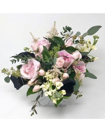Rosy Reward Flower Arrangement