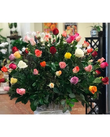 Rose Garden Spectacular Flower Arrangement