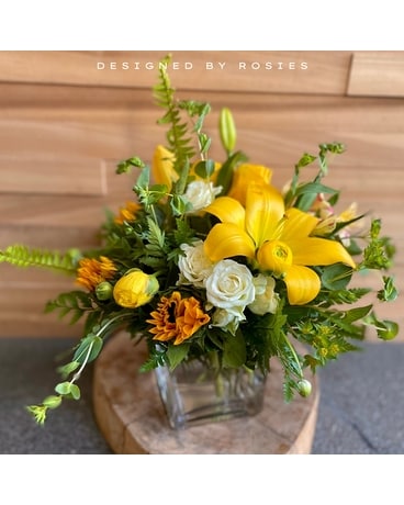 Rays of Sun Centerpiece Flower Arrangement