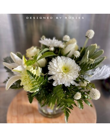 Pearly Whites Centerpiece Flower Arrangement