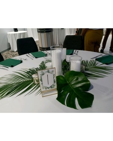 The Florida Aquarium Wedding Arrangement