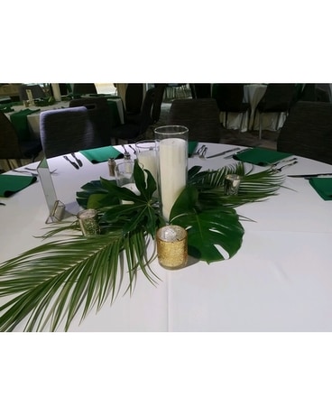 The Florida Aquarium Wedding Arrangement