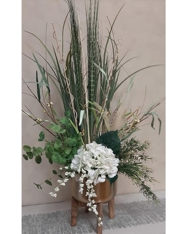 Silk in Gold Metal Stand Dried Flowers