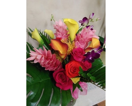 The Florida Aquarium Wedding Arrangement