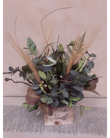 Simple Faux Flowers in Sood Box Dried Flowers