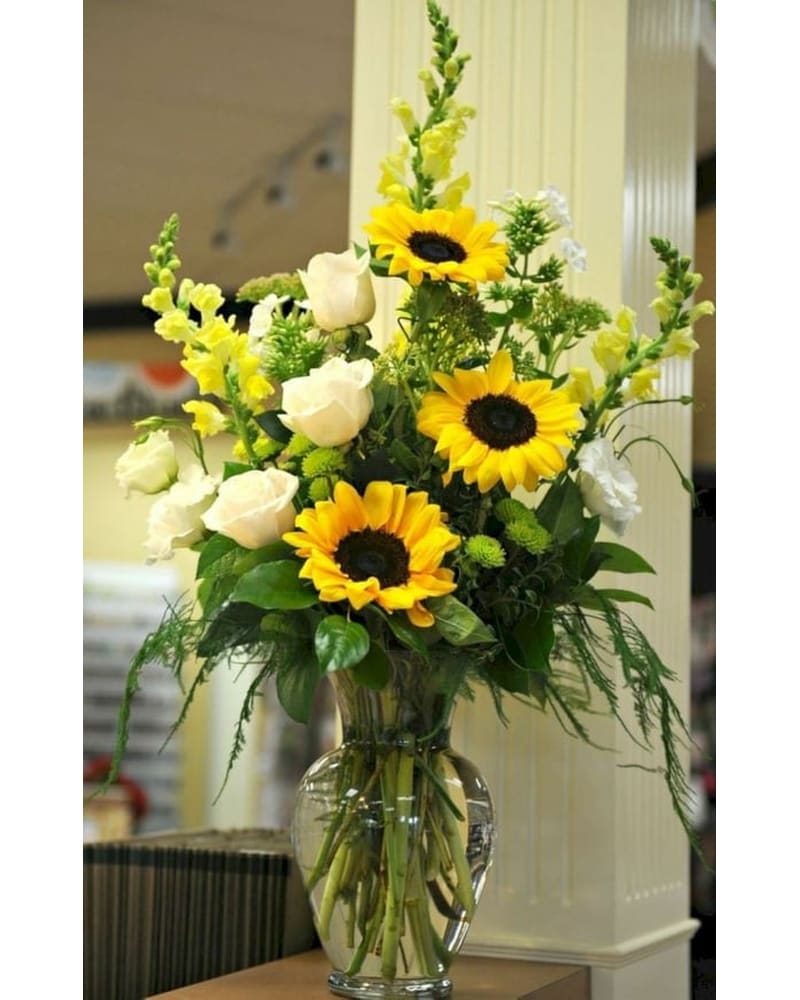 Sunflowers, Snapdragons & Roses in Tampa FL - Buds, Blooms & Beyond