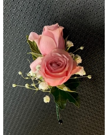Dbl. Pink Spray Rose Bout Boutonniere