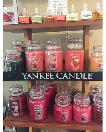 Yankee Candles Flower Arrangement
