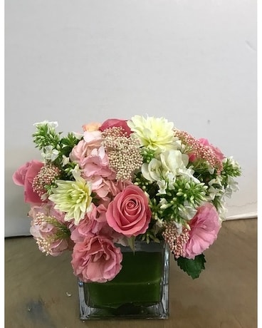 G-213 Flower Arrangement