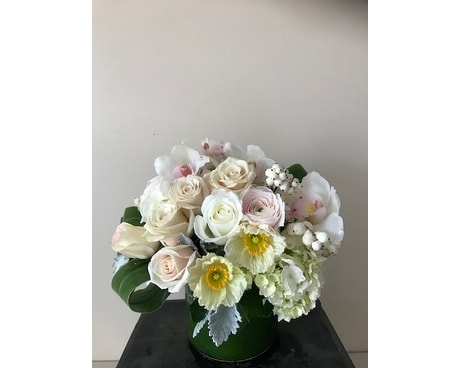 Signature Arrangement Flower Arrangement