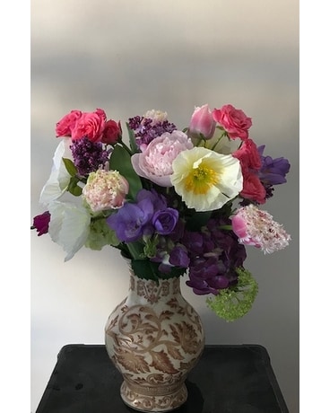 Signature Arrangement Flower Arrangement