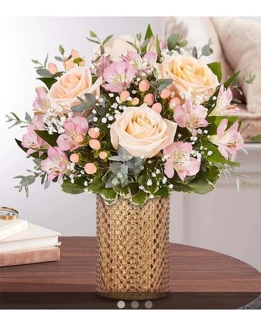 Arrangement in Champagne Hopnail Glass Flower Arrangement