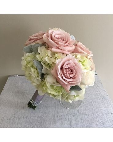 Rose & Hydrangea Bouquet Flower Arrangement