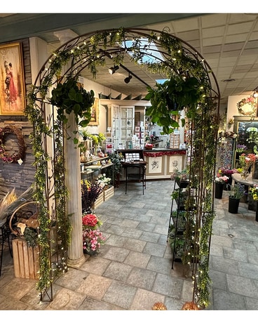brown metal arch Flower Arrangement