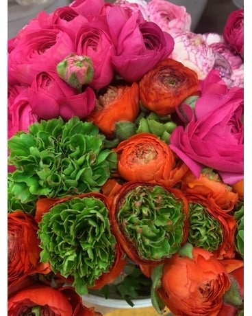 bright and colorful designer's choice Flower Arrangement