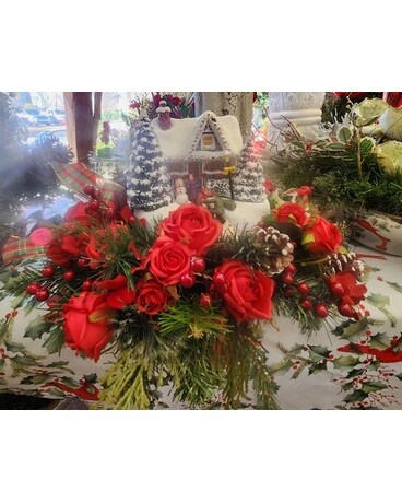 Thomas Kinkade 2020 A Hero's Welcome Silk Specialty Arrangement