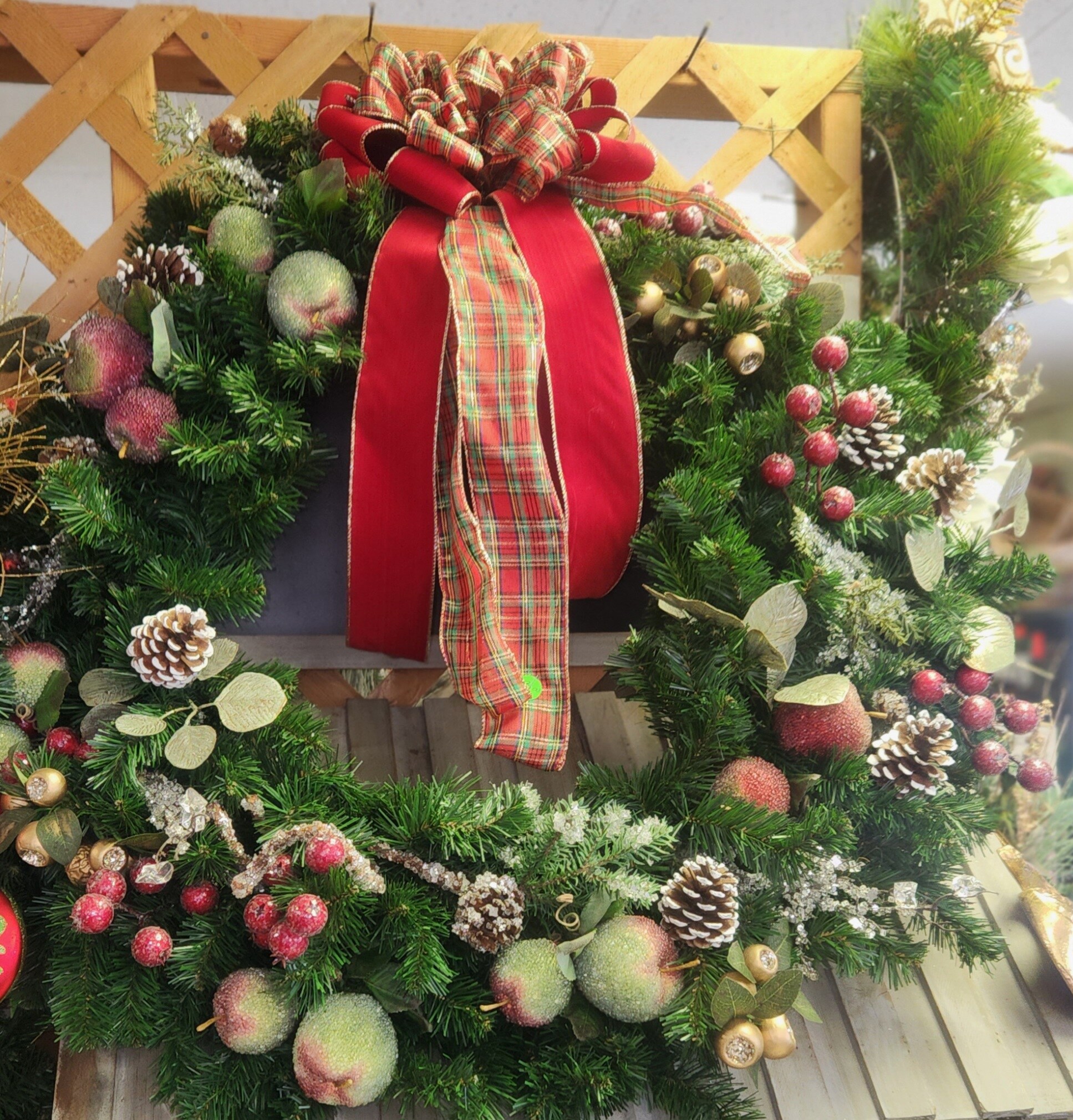 Seasonal Sugar fruit Wreath Flower Arrangement