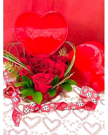 “Heart Shape Box” Flower Arrangement