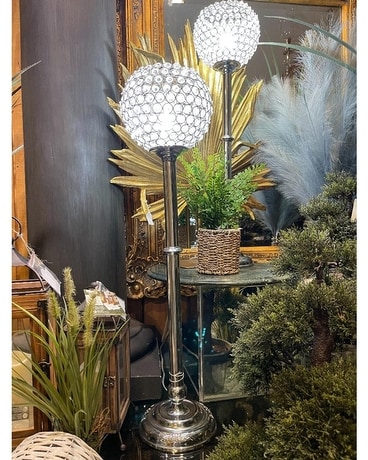 BOWL PEDESTAL LAMP Flower Arrangement