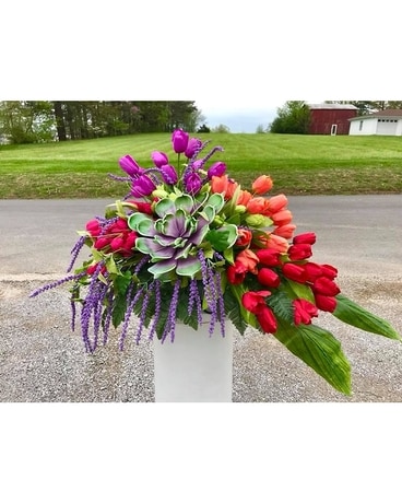 TULIPS WITH SUCCULENT Custom product