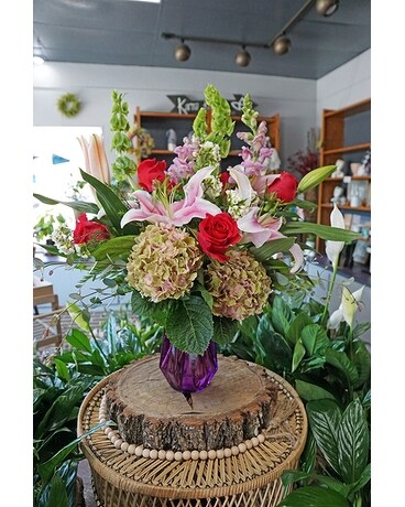 Mauvelous Mom Flower Arrangement