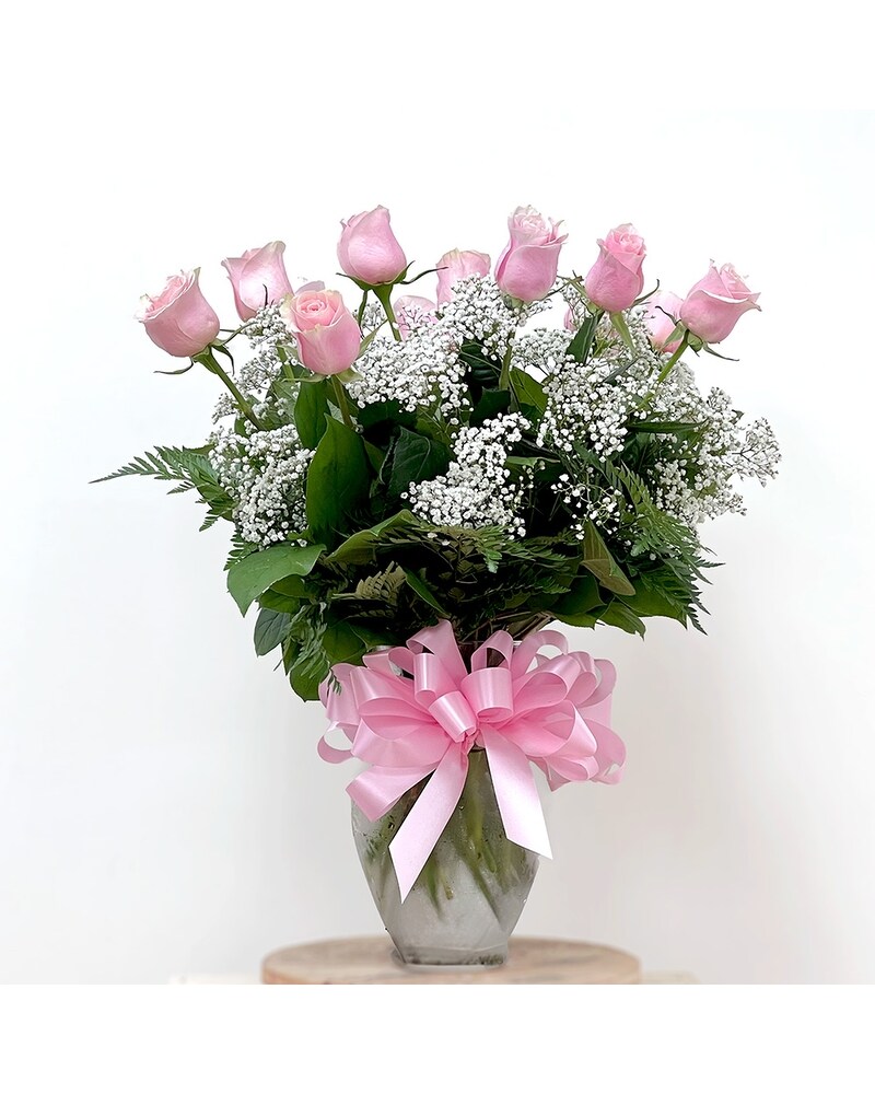 Pink Roses in Vase in Manalapan NJ - Rosie Posies