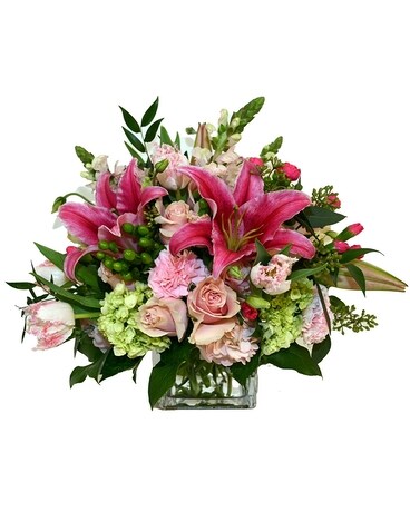 Pink & Stunning Flower Arrangement