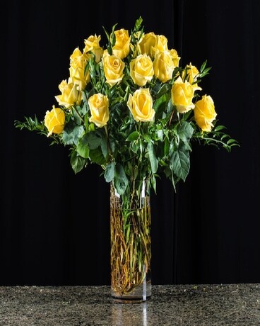 Luxury Yellow Roses bouquet Flower Arrangement