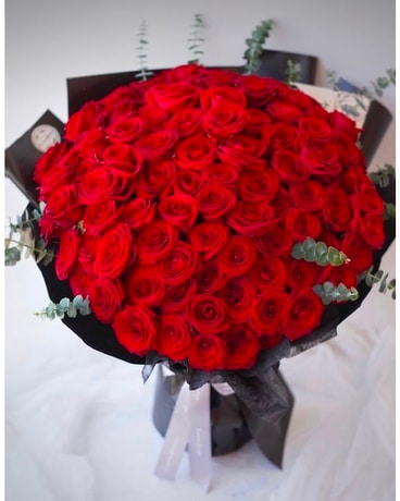 The Gift of Eternal Love Bouquet Flower Arrangement