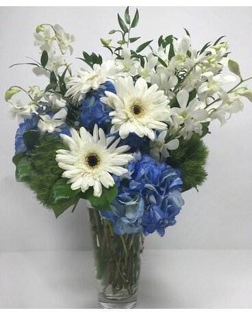 STARLIGHT CELEBRATION Flower Arrangement