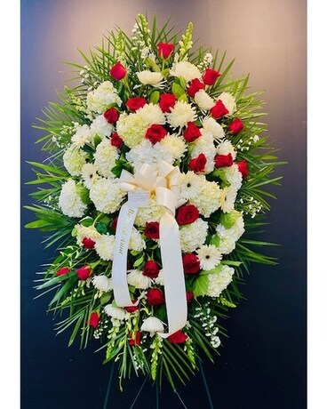 B & R 015 Flower Arrangement