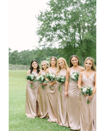 Bridesmaid Bouquet's Wedding Arrangement