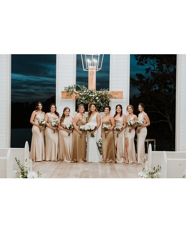 Bride & Bridesmaid Bouquet's Wedding Arrangement