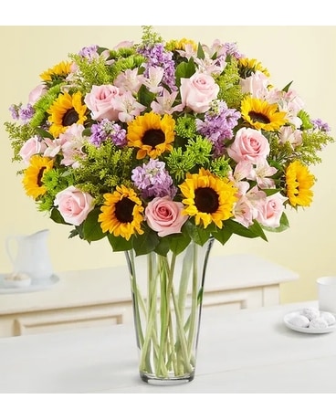 Garden of Grandeur Mom Flower Arrangement