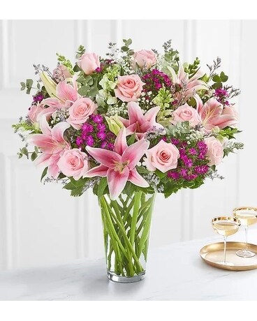 Amazing Mom Flower Arrangement