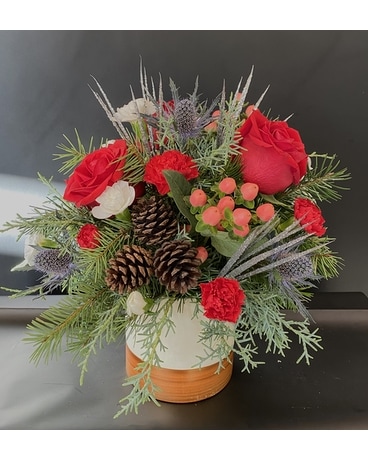 Christmas Shine Flower Arrangement