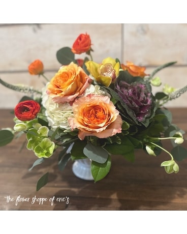 Thanksgiving Pedestal Design Flower Arrangement