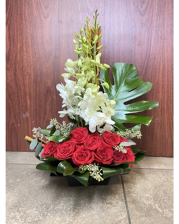Romantic Orchid Island Flower Arrangement