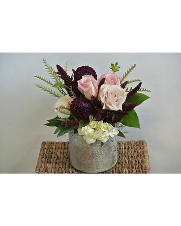 Le bordeaux Flower Arrangement