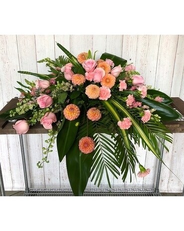 Peach Classic Flower Arrangement