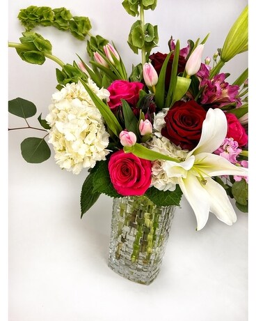 Bossanova Vase | Flowers Flower Arrangement