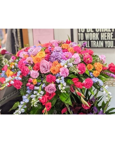 Summer Bright Flower Arrangement