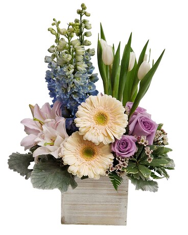 Posh Garden Flower Arrangement