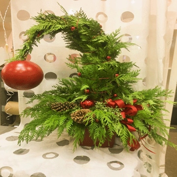 Outdoor Urn Grinch Tree