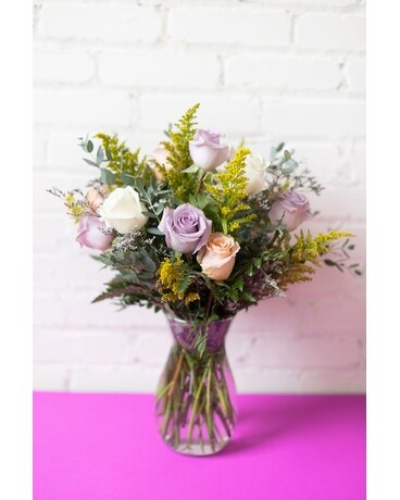 Spring Roses - Dozen Flower Arrangement